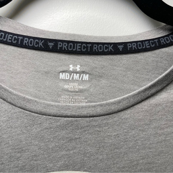 *Sold* 
Under Armour Project Rock Men’s Gray Graphic T shirt M “Hardest Worker” - Picture 5 of 10
